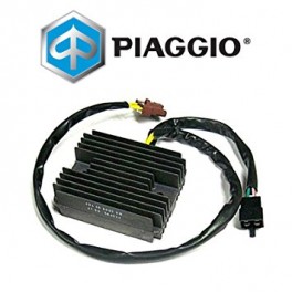 Regolatore di tensione Piaggio Originale 639110